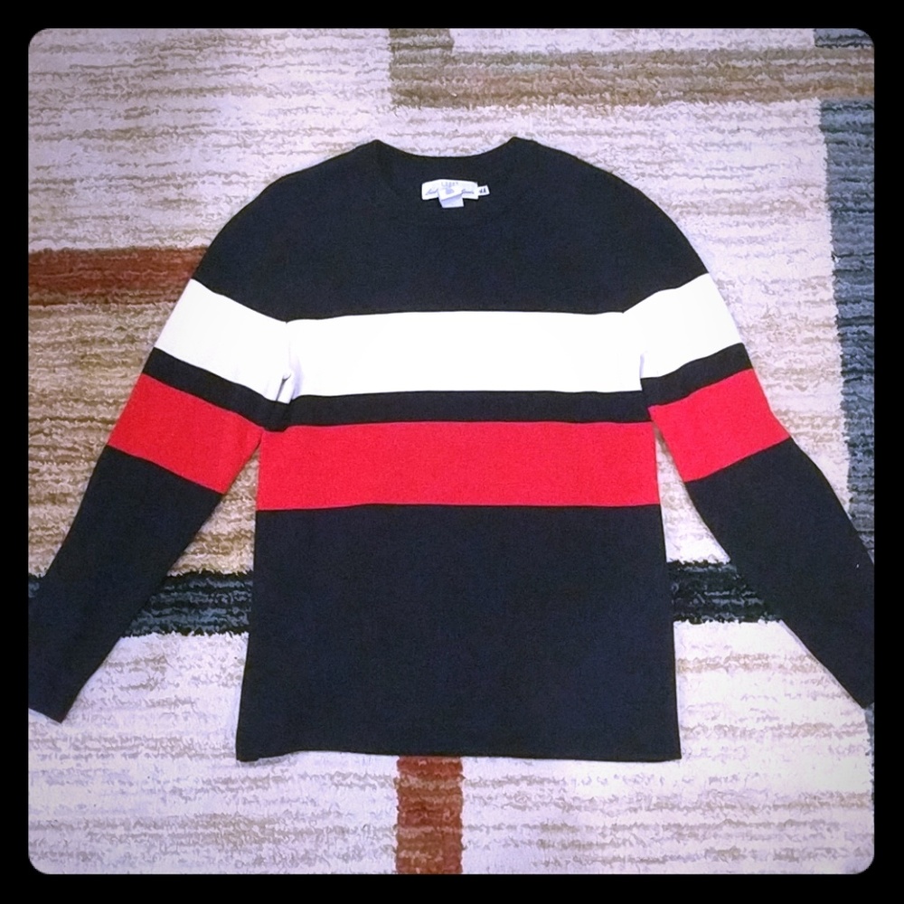 Label of Graded Goods Sweater